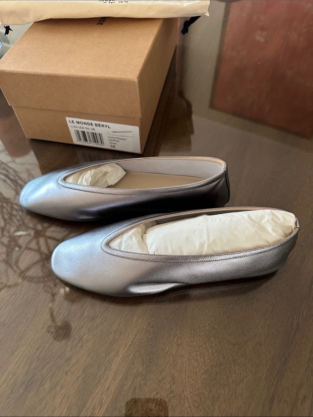NWT Le Monde Beryl Luna Leather Slipper Slipper Sz 38/8 - Picture 5 of 9